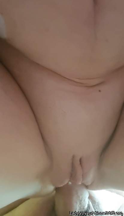 Adult image from LadyVoyeur