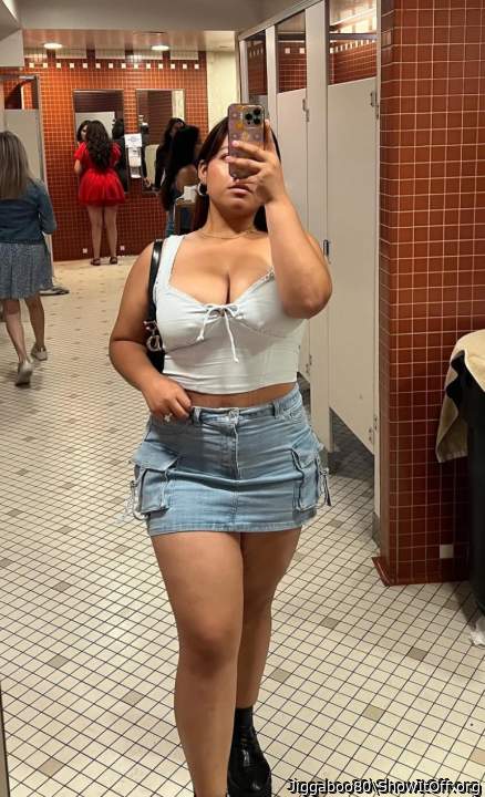 Adult image from Jiggaboo80