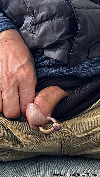 Adult image from darumanoasi