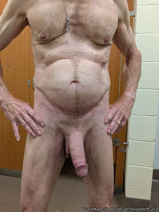 Adult image from CockMasturbatorsBudd