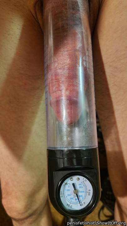 17.5 cm is an excellent result of pumping the penis