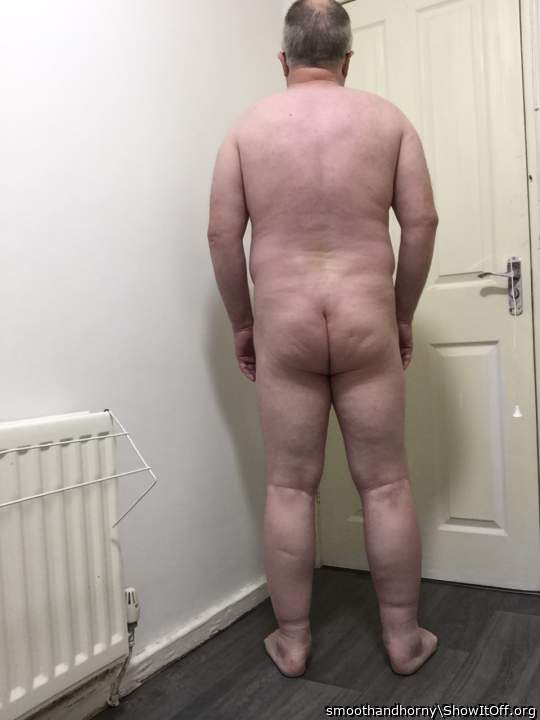 Adult image from smoothandhorny