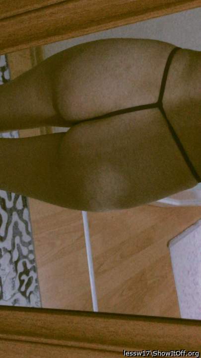 Adult image from lessw17