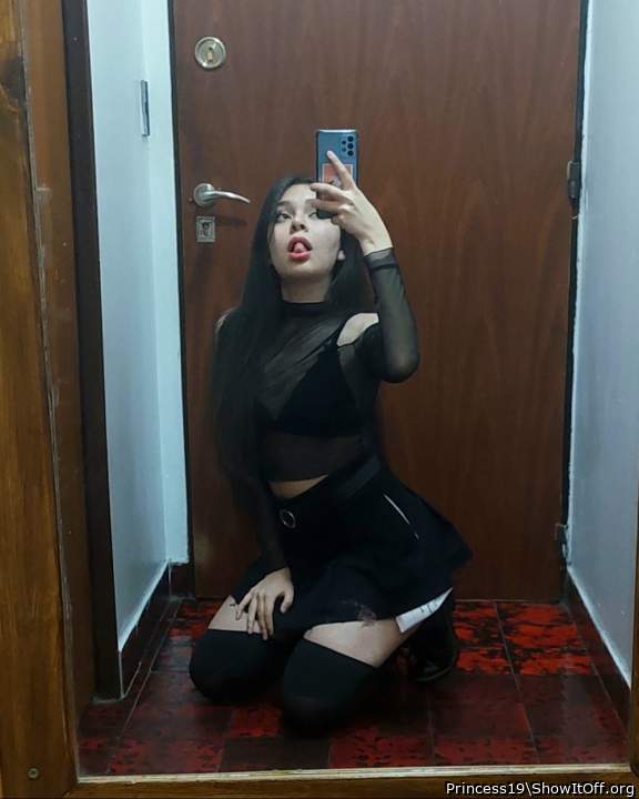 rapebait outfit for a concert!