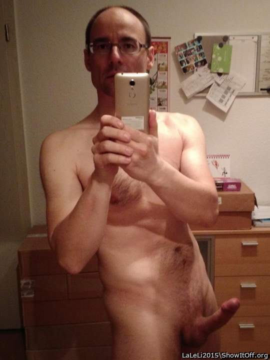 Adult image from LaLeLi2015