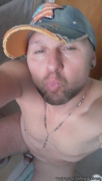 Das bin ich hier f�r euch M�dels & Frauen ..Gerne Nackt