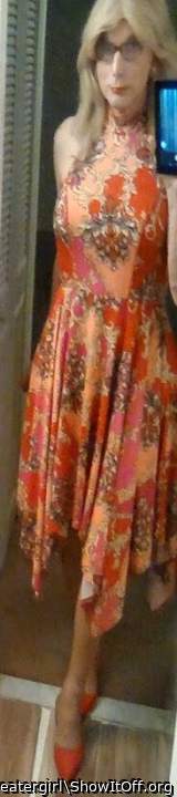 Damn I'd love to see you outside in that dress and hopefully