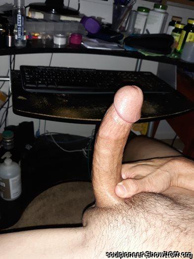 Bring that sexy cock here