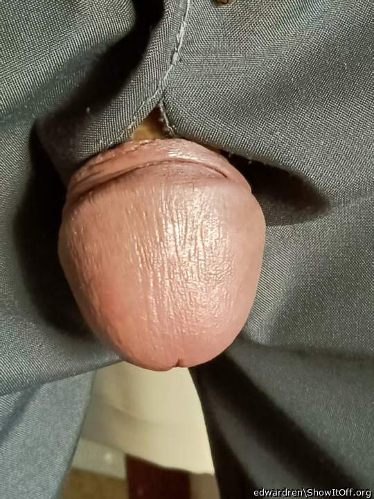 Adult image from edwardren