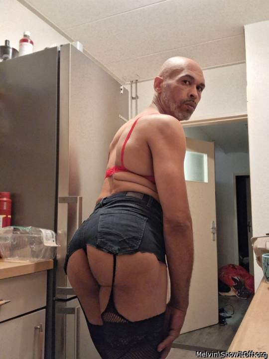 Adult image from Melvin