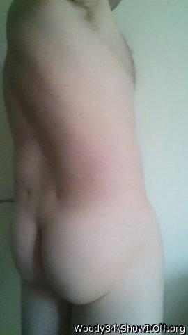 Nice..like to meet to wank over porn i can host or travel