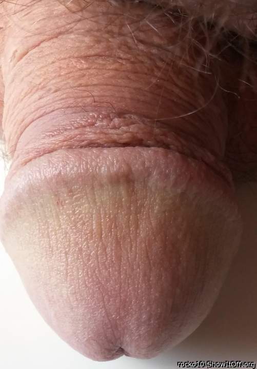 Really nice head on your cock. 