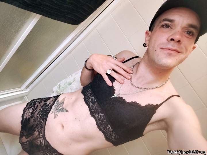 Adult image from T3cl4