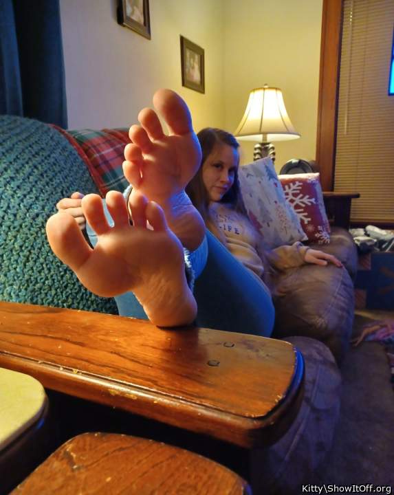 Cum on my feet?