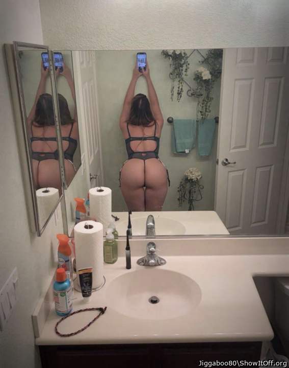 Adult image from Jiggaboo80