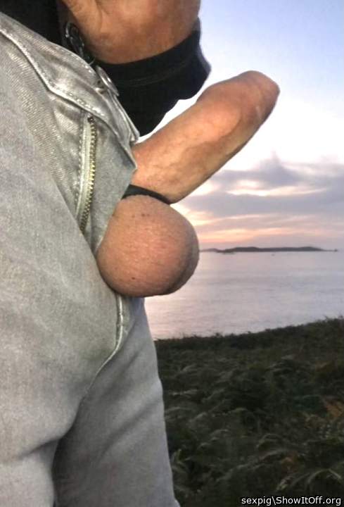 nice view on ur thick uncut