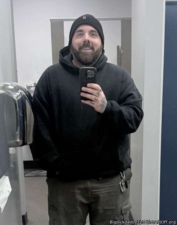 Adult image from Bigdickdaddy101