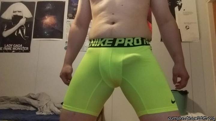 Bulging in sport underwears