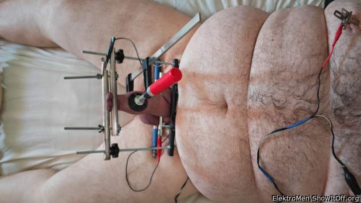 Adult image from ElektroMen