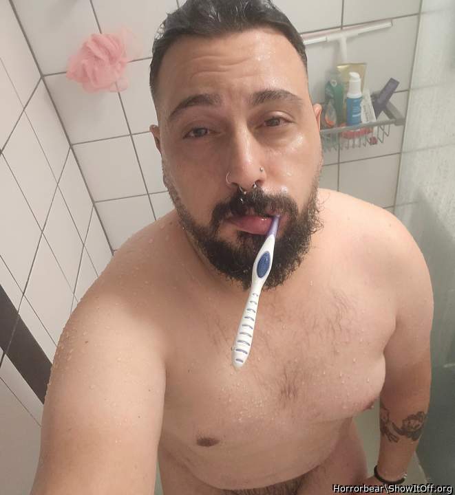 Adult image from Horrorbear