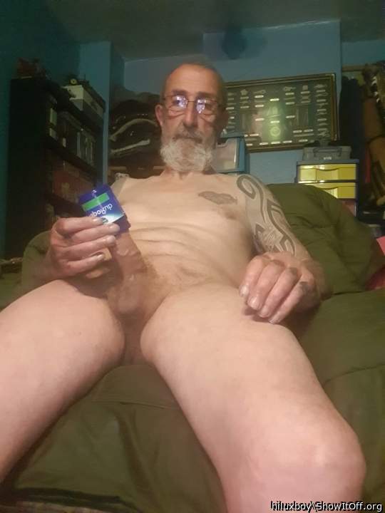 Adult image from hiluxboy