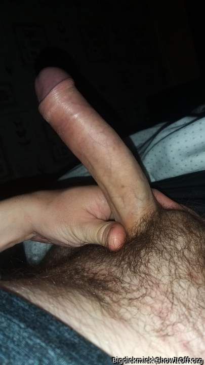 Oooohhh, YES!! BIG, wonderfully hairy cock!! 