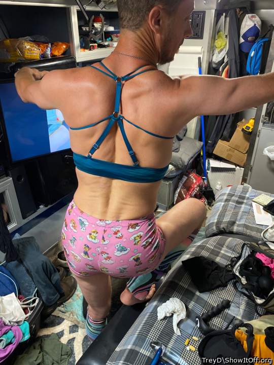 Dress up… who  plays ?!?