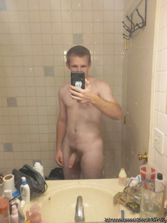 You look absolutely Stunning Naked