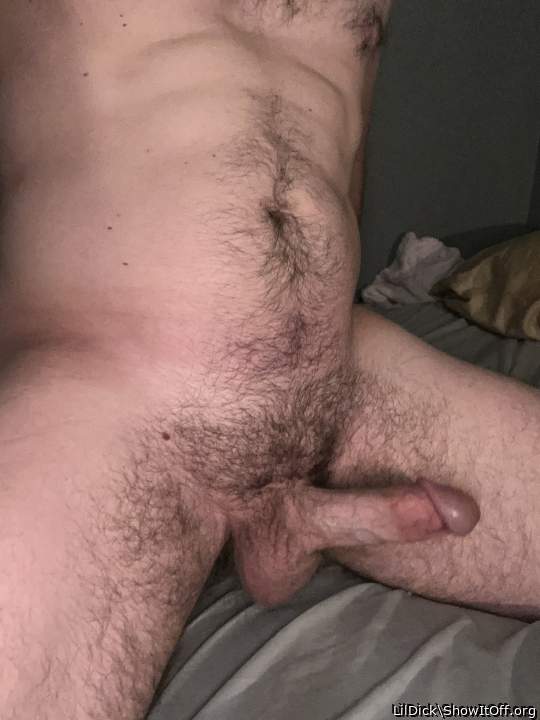 Wow, very hot body and cock 