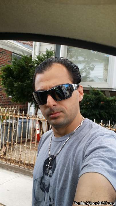 Adult image from Ton8in