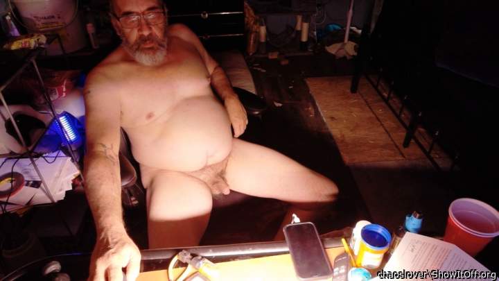 beautiful dad body 3 ,tats , beared and belly