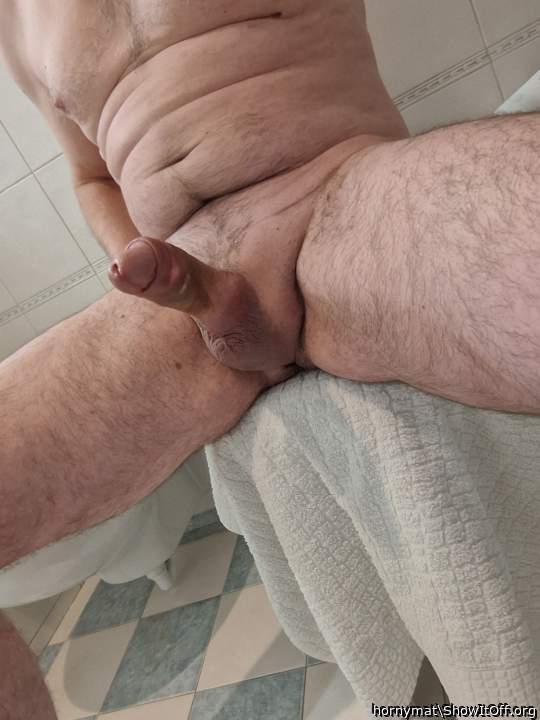 Adult image from hornymat