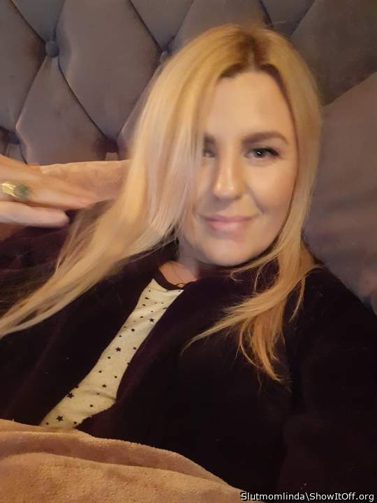 Adult image from Slutmomlinda