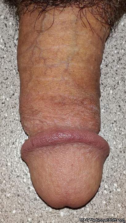 Really nice looking dick 