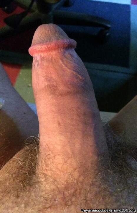Very nice cock...looks really thick....