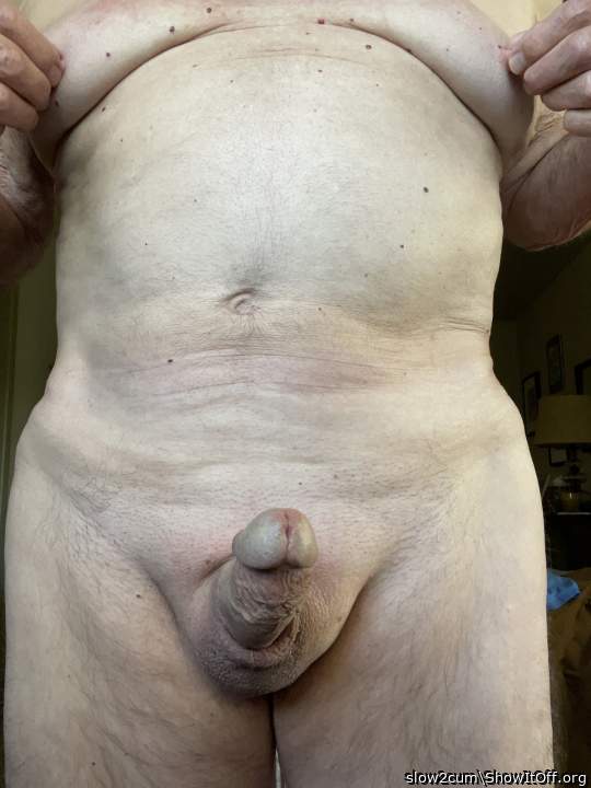 I would like to pinch those nipples while I 