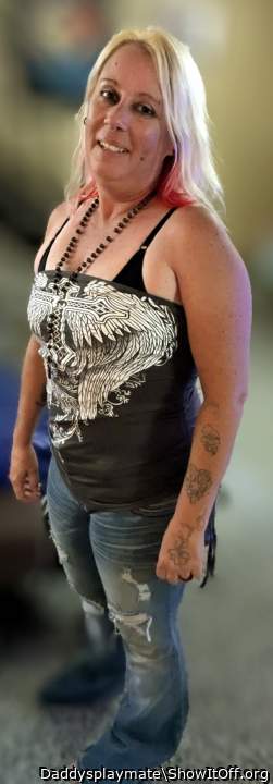 Adult image from Daddysplaymate