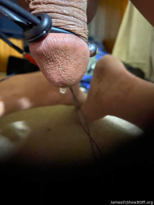 E-stim got me leaking cum.