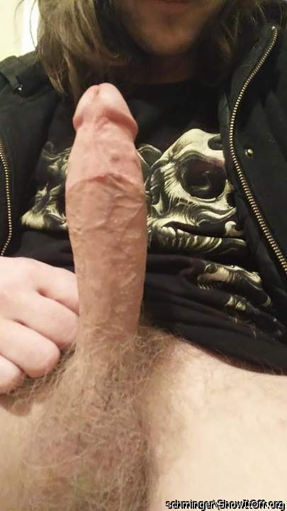 I wish I had that to fuck my wife with!    