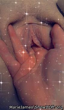 Thats nice I wish that was my cock in your pussy