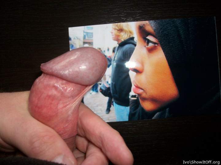 Glans sideview with corona, frenulum and retracted foreskin