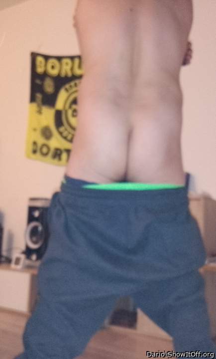 Adult image from Dario