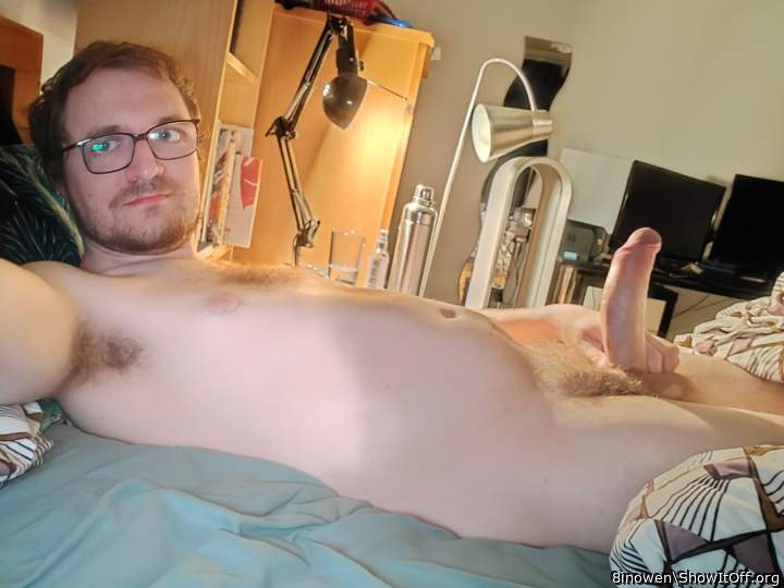 Awesome hard-on and body and I love men in glasses too!    