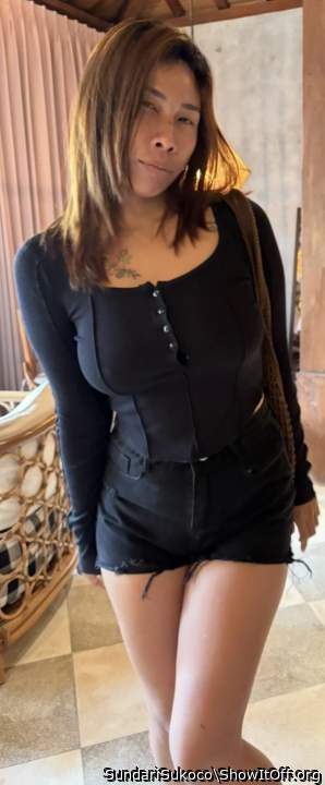 Ohhhh yes, you look so incredibly sexy! I can hardly put it 