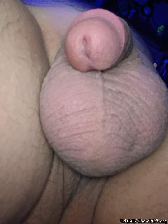 Adult image from Otis666