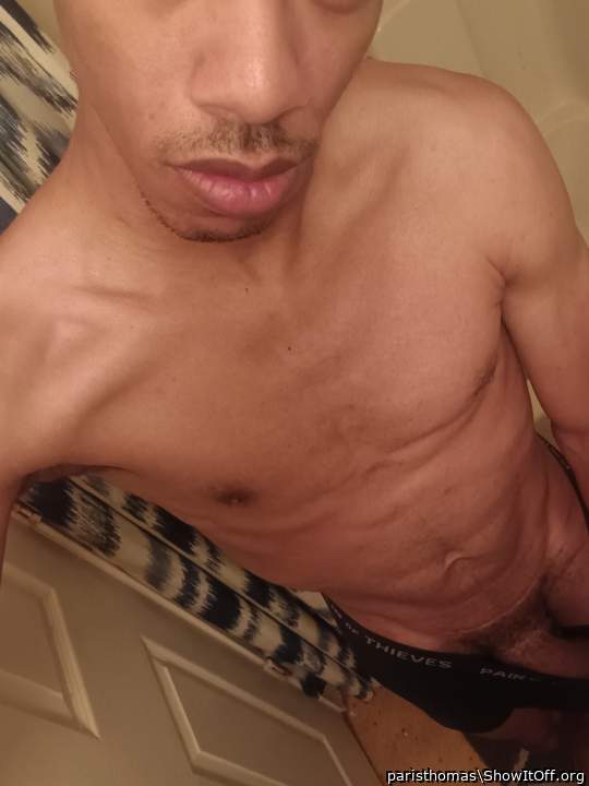 Adult image from paristhomas