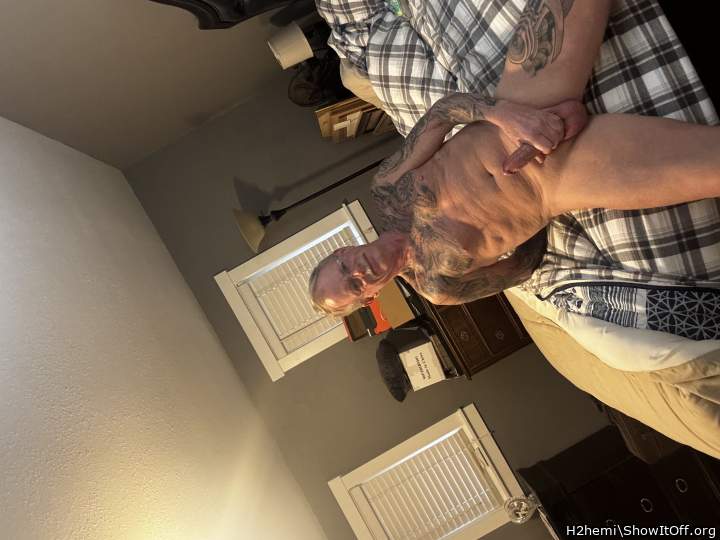 Adult image from H2hemi