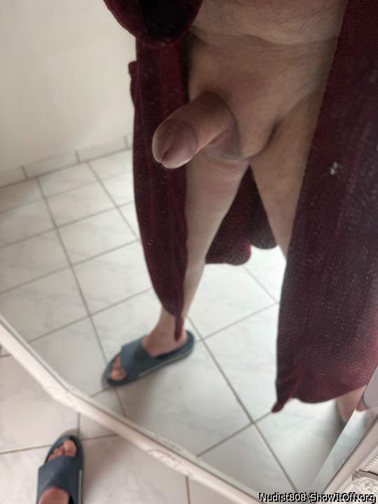 Adult image from Nudist808