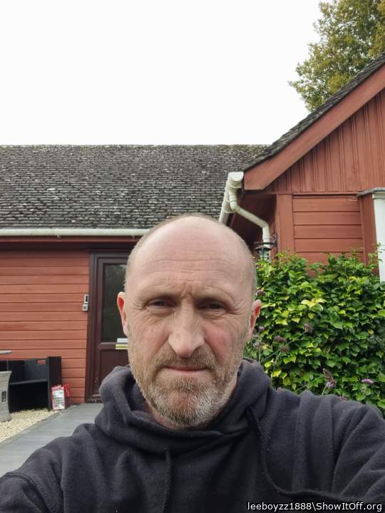 Adult image from leeboyzz1888