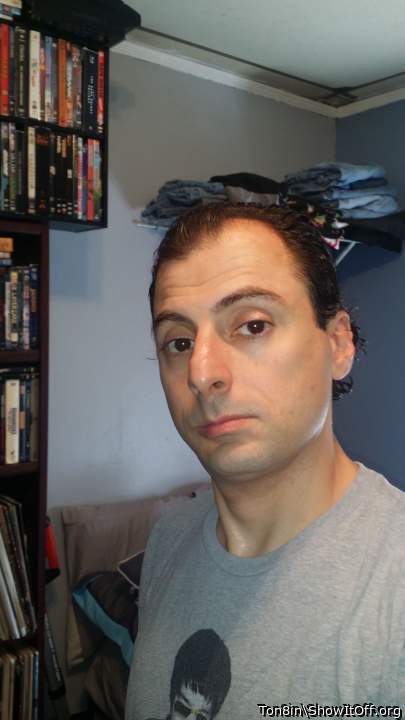 Adult image from Ton8in